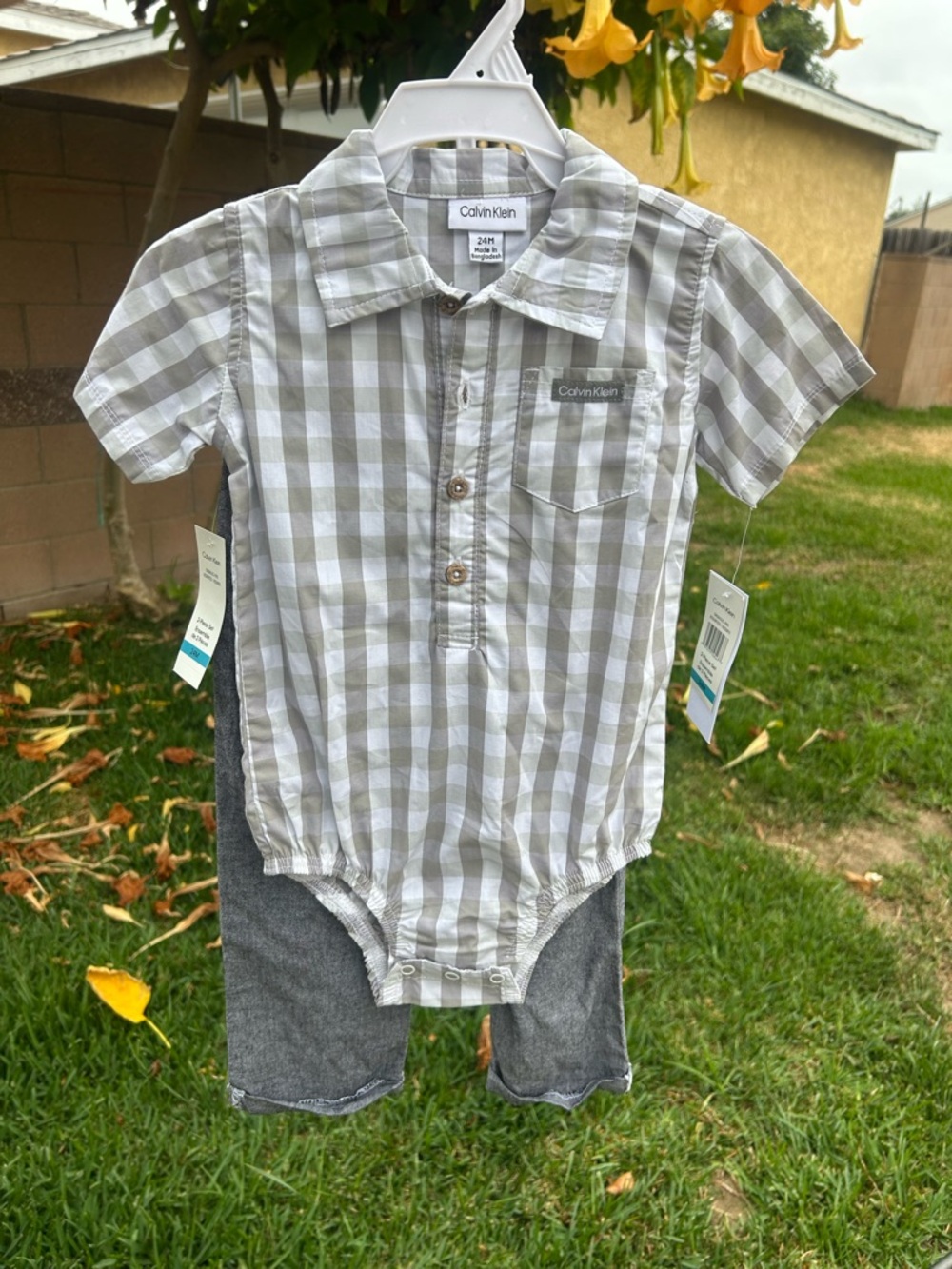 Calvin Klein Gray and White Gingham Button-Front Baby Bodysuit